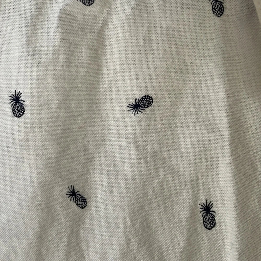 Pineapple Button Up - Picture 2 of 3